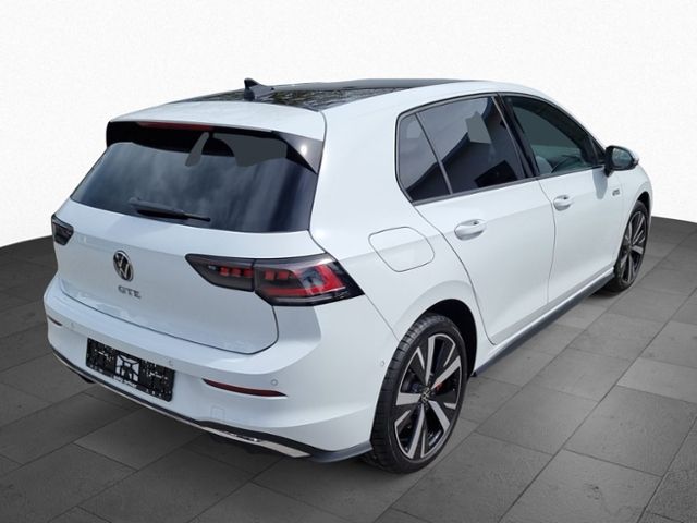 Fahrzeugabbildung Volkswagen Golf VIII 1.5 eHybrid GTE IQ.LIGHT AHK NAVI KEYL