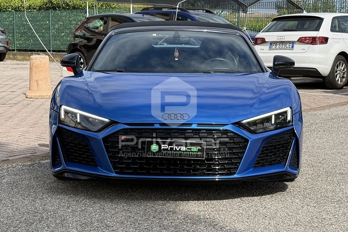 Audi AUDI R8 Spyder V10 quattro S tronic imagem 2