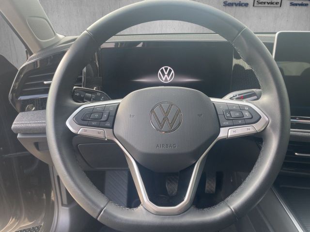 Passat Variant 1.5 eTSI Navigationssystem Navi