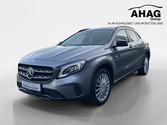 MERCEDES-BENZ GLA 200 Urban