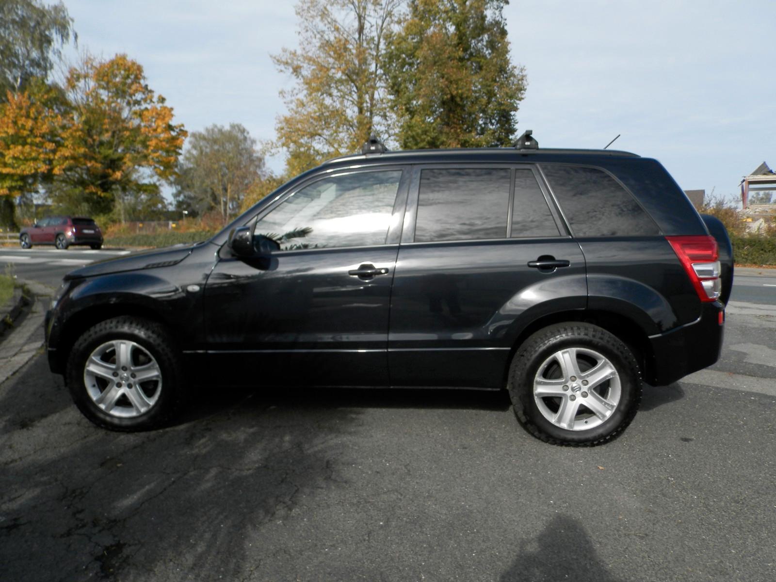 Suzuki Grand Vitara 2.0 VVT 140 ch 4x4 • Boîte auto • GPS • Sièges chauffants