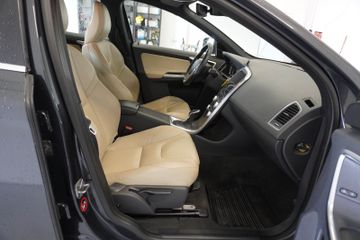 Volvo XC60 - 12