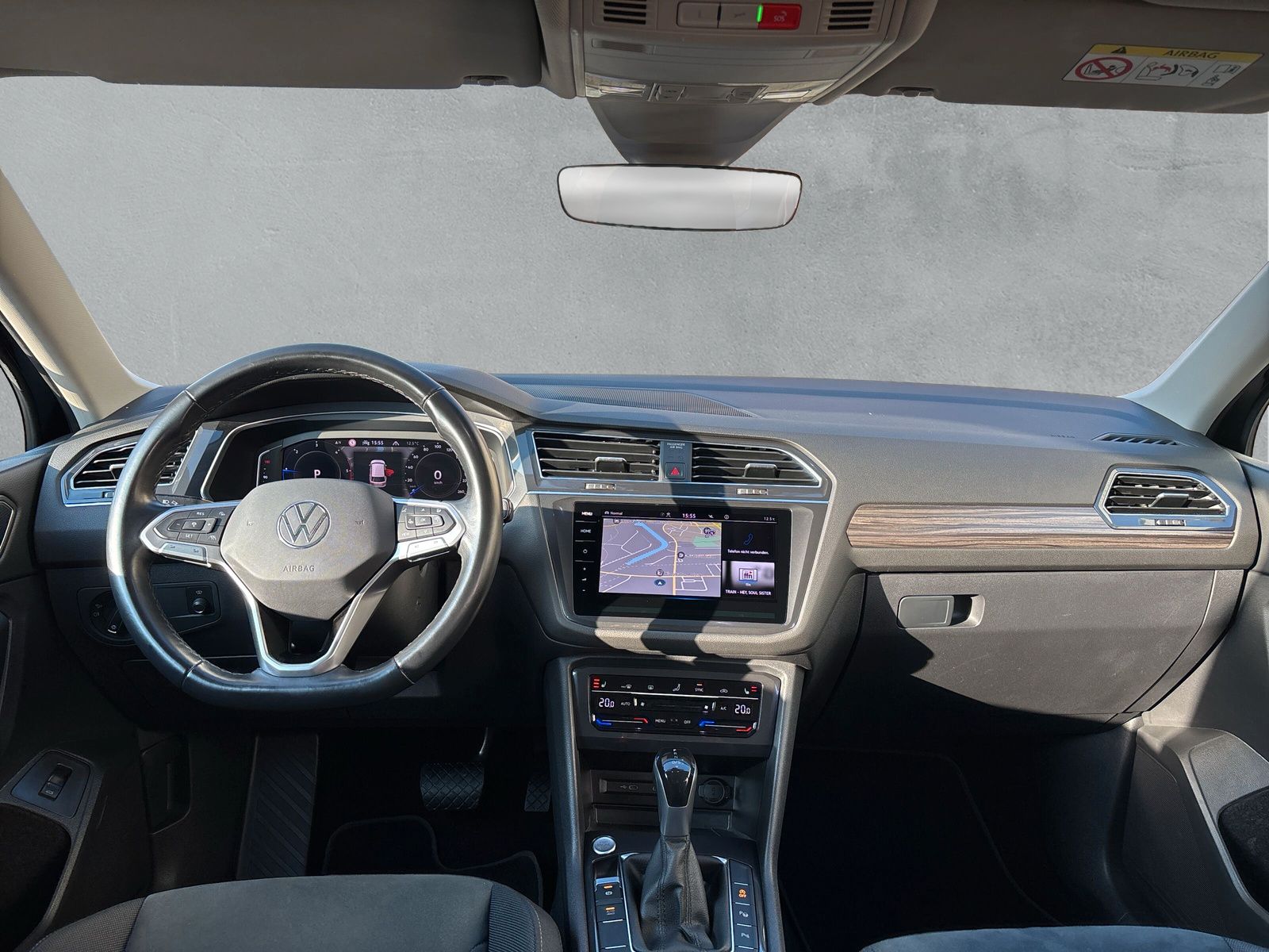 Fahrzeugabbildung Volkswagen Tiguan Allspace 2.0 TDI 4Motion Kamera Harman&Ka