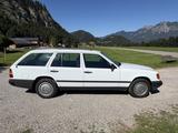 Mercedes-Benz 230 - Mercedes-Benz 230 Gebrauchtwagen