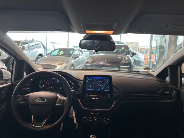 Fahrzeugabbildung Ford Fiesta Cool & Connect*NAVI*SHZ*CarPlay*TEMPOMAT