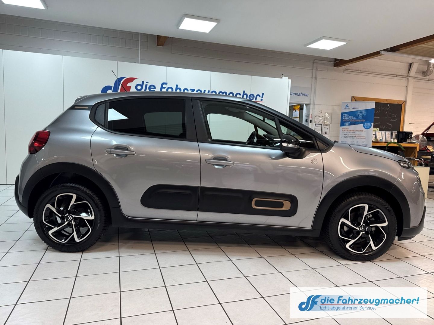 Fahrzeugabbildung Citroën C3 C-Series LED Klimaautom DAB SHZ Spurhalteass.