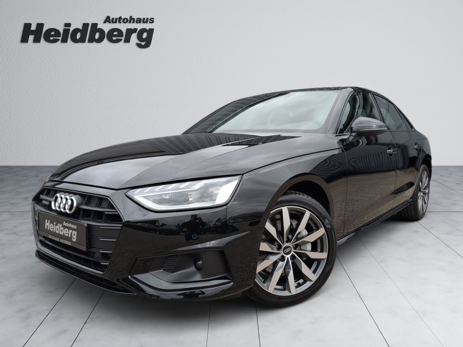 Audi A4 40 TDI quattro advanced Virtual BLACK 18 LED