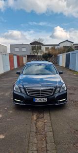 Mercedes-Benz E 200 BlueEFFICIENCY AVANTGARDE AVANTGARDE - Mercedes-Benz E 200: Blueefficiency