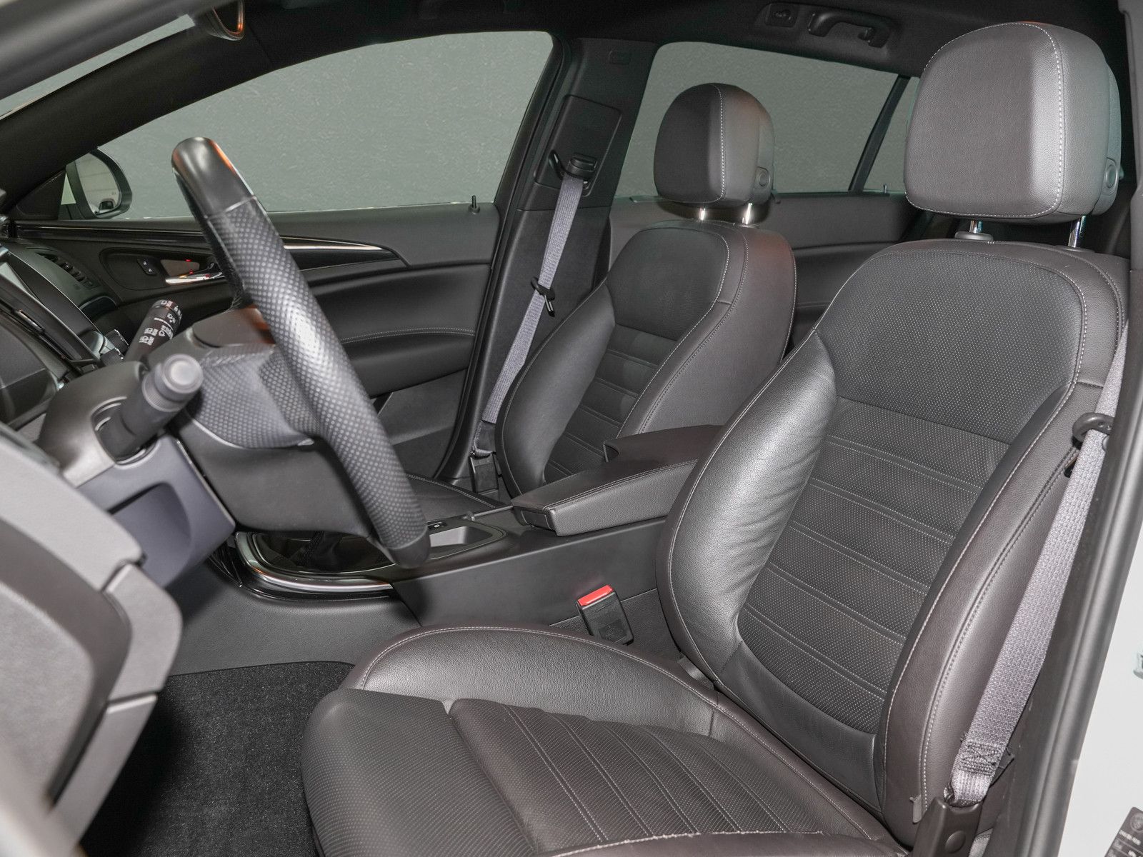 Fahrzeugabbildung Opel Insignia Business Innovation - OPC-Line|20 Zoll