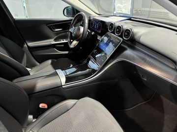 Fotografie 5 des Mercedes-Benz C 220 d T 9G-TRONIC Avantgarde