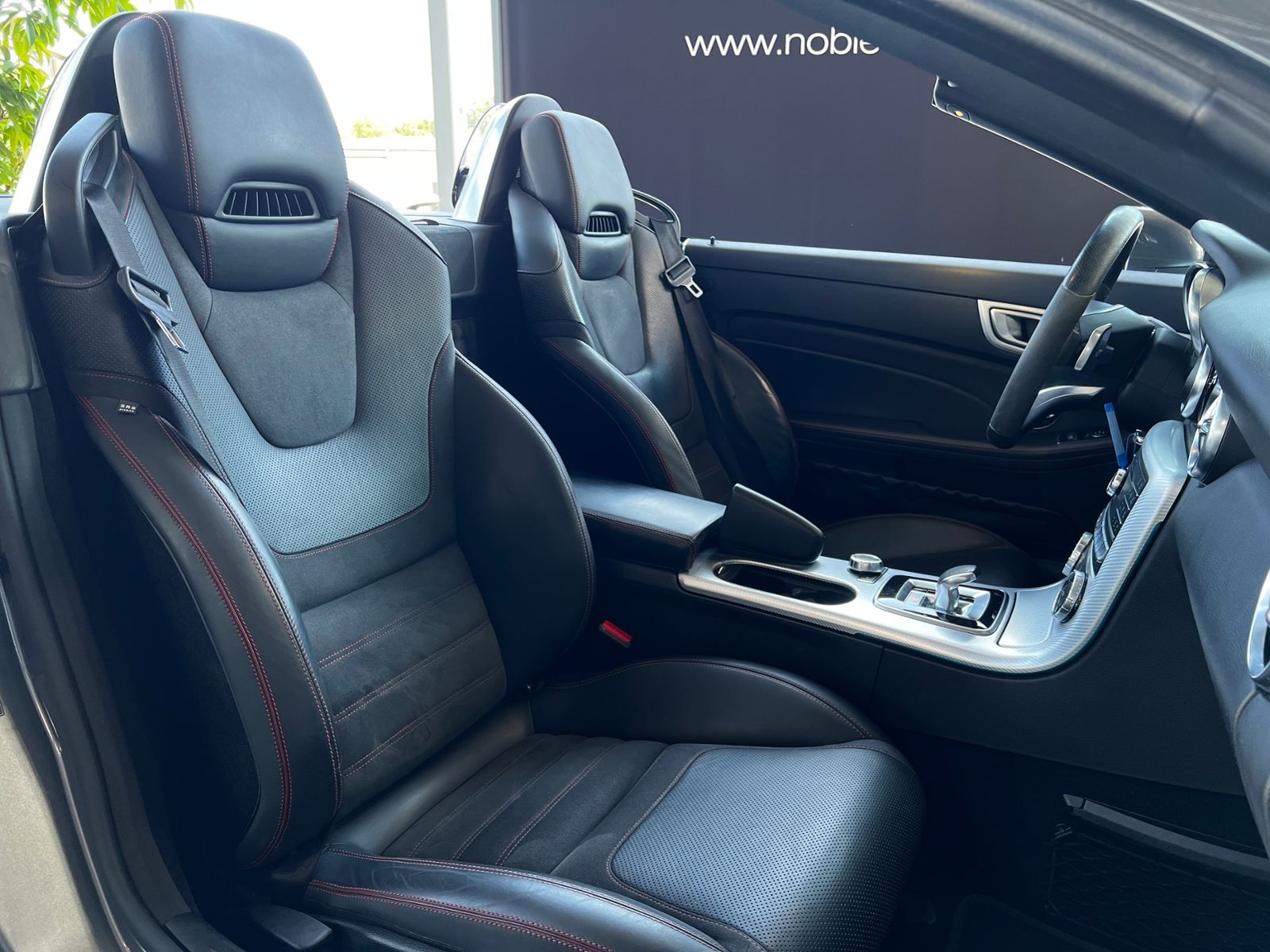 Fahrzeugabbildung Mercedes-Benz SLC 300 AMG H/K LED NAVI