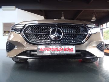 Mercedes E 220 - 4