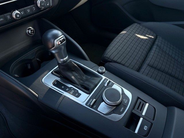Audi A3 35 TDI Sportback S tronic sport NAVI foto 13