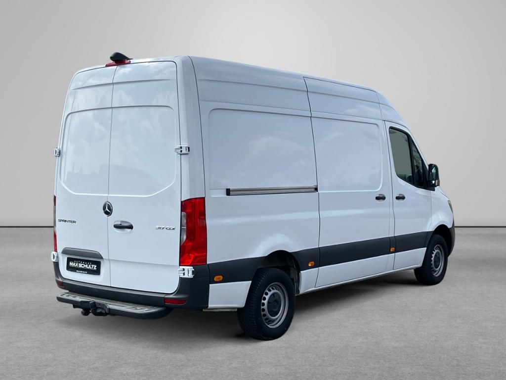 Fahrzeugabbildung Mercedes-Benz Sprinter 317 CDI Standard Hochdach Navi*LED*AHK
