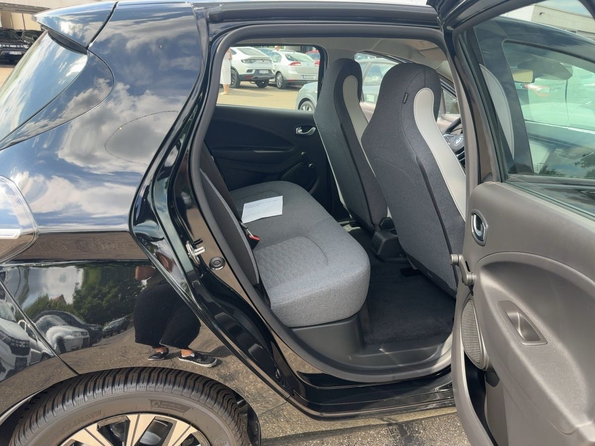 Fahrzeugabbildung Renault ZOE E-Tech Evolution EV50 135 GJR SHZ Techno
