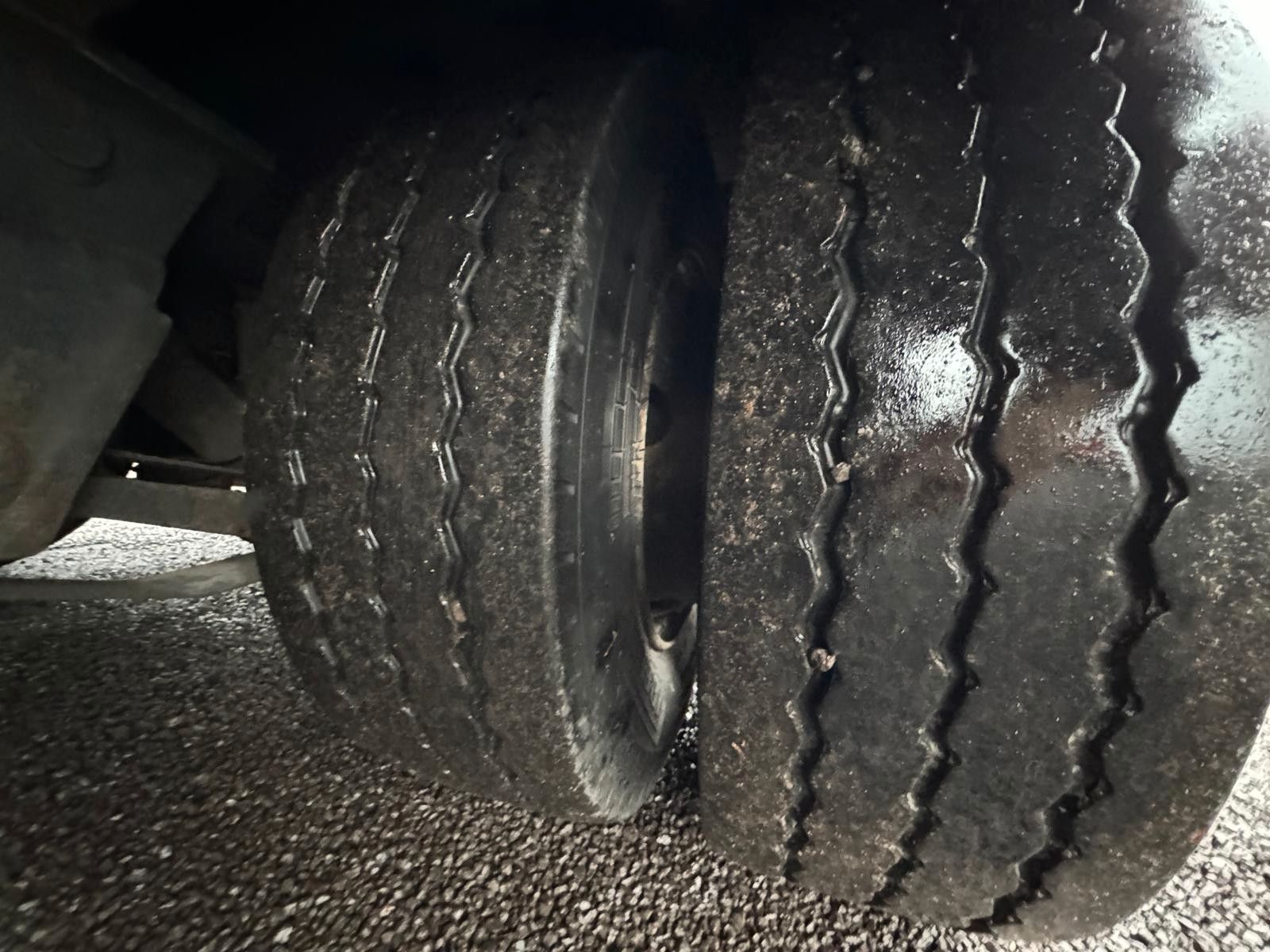 Fahrzeugabbildung Andere Wiese SA3-3CS-S Tieflader Plane Lenkachse Edscha