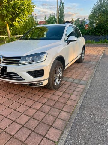 VW Touareg 3.0 V6 TDI SCR Tiptronic BMT BlueMot...