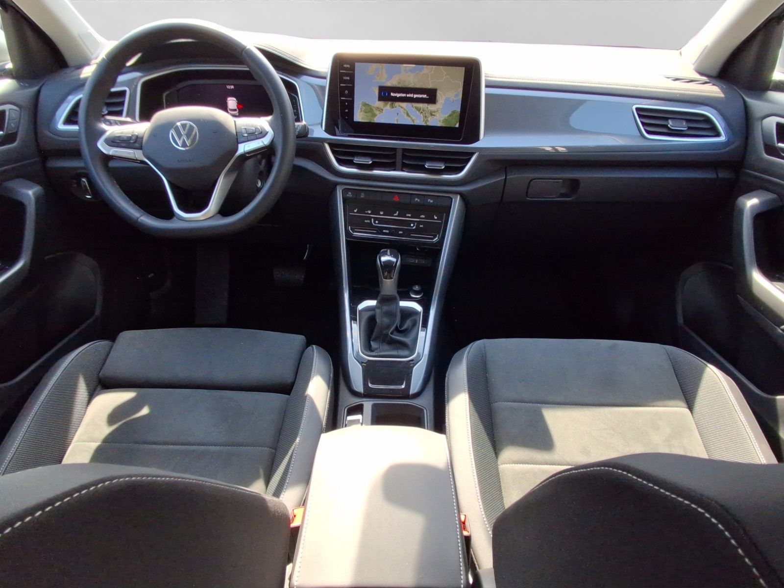 Volkswagen T-Roc 2.0 TDI DSG STYLE NAVI AHK BUSINESS KAMERA foto 5