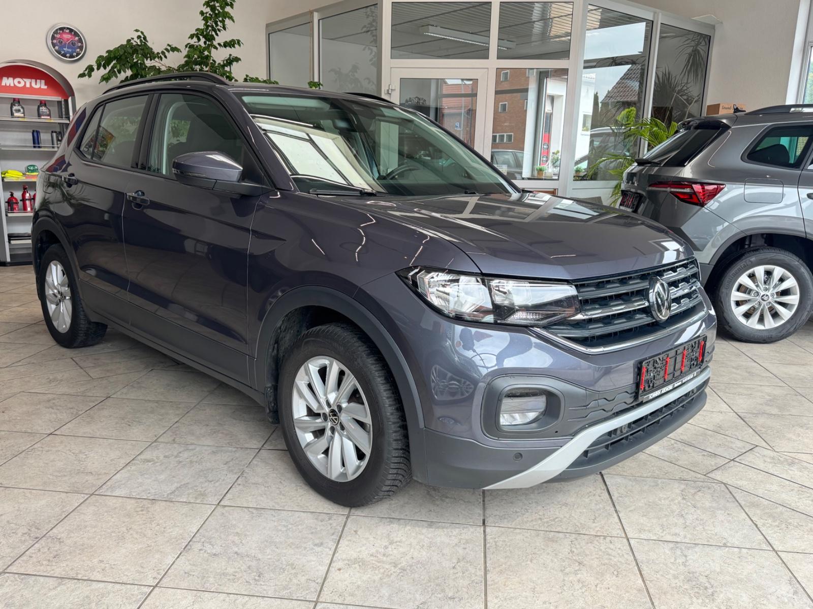 Volkswagen T-Cross Life AHK