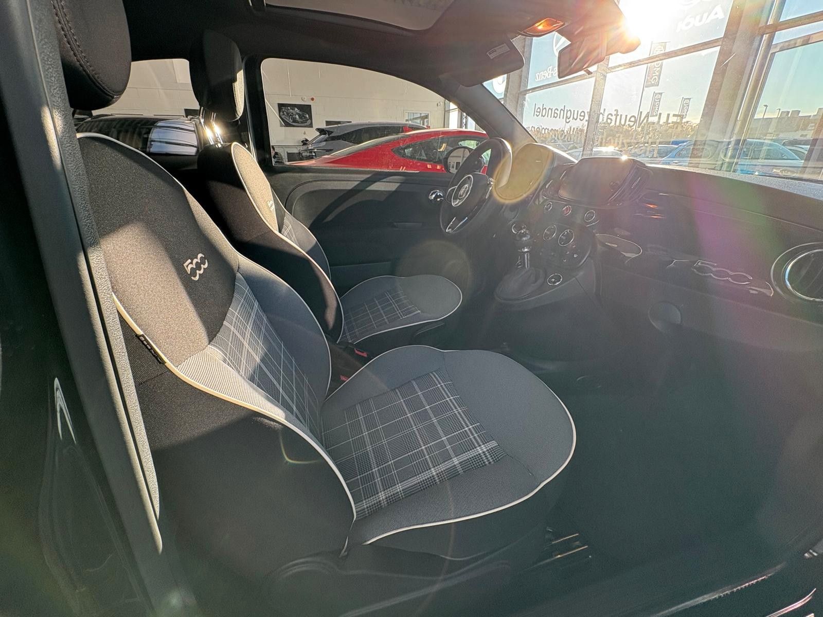 Fahrzeugabbildung Fiat 500 Lounge/Panodach/Alu/PDC