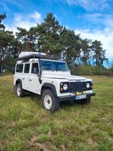 Land Rover Defender 110 Td5 9 Sitzer - Land Rover Gebrauchtwagen von 2002