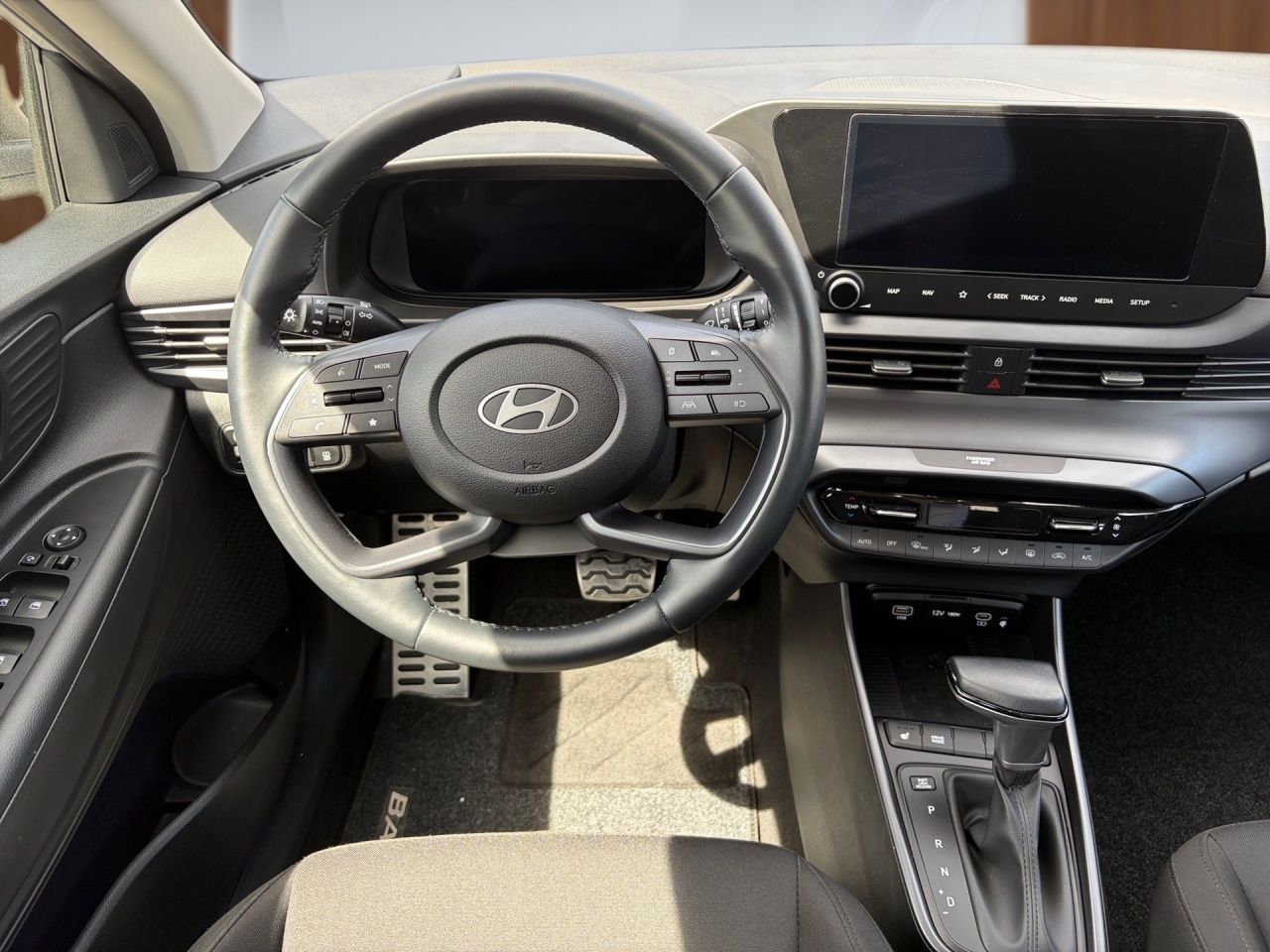 Fahrzeugabbildung Hyundai BAYON TREND 4xSHZ AUT Fernlichtass. Kam. KeyLess