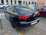 Volkswagen Passat R-Line Highline Massage ACC Alcantara - gebrauchte VW Passat aus dem Jahr 2016