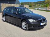 BMW 2.0 /Xenon/Klima/Metallic - BMW aus 2005: Kombi