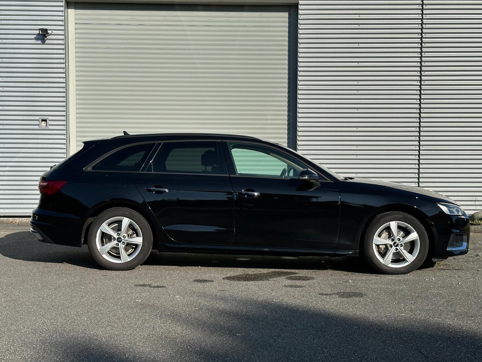 Audi A4 Avant 40 Hybrid advanced *Leder*Massage*DCC*, миниатюра 2