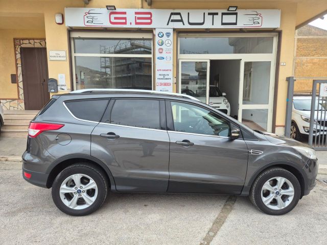 Ford FORD KUGA 2.0 TDCI TITANIUM NAVIGATORE 2016 KMCE