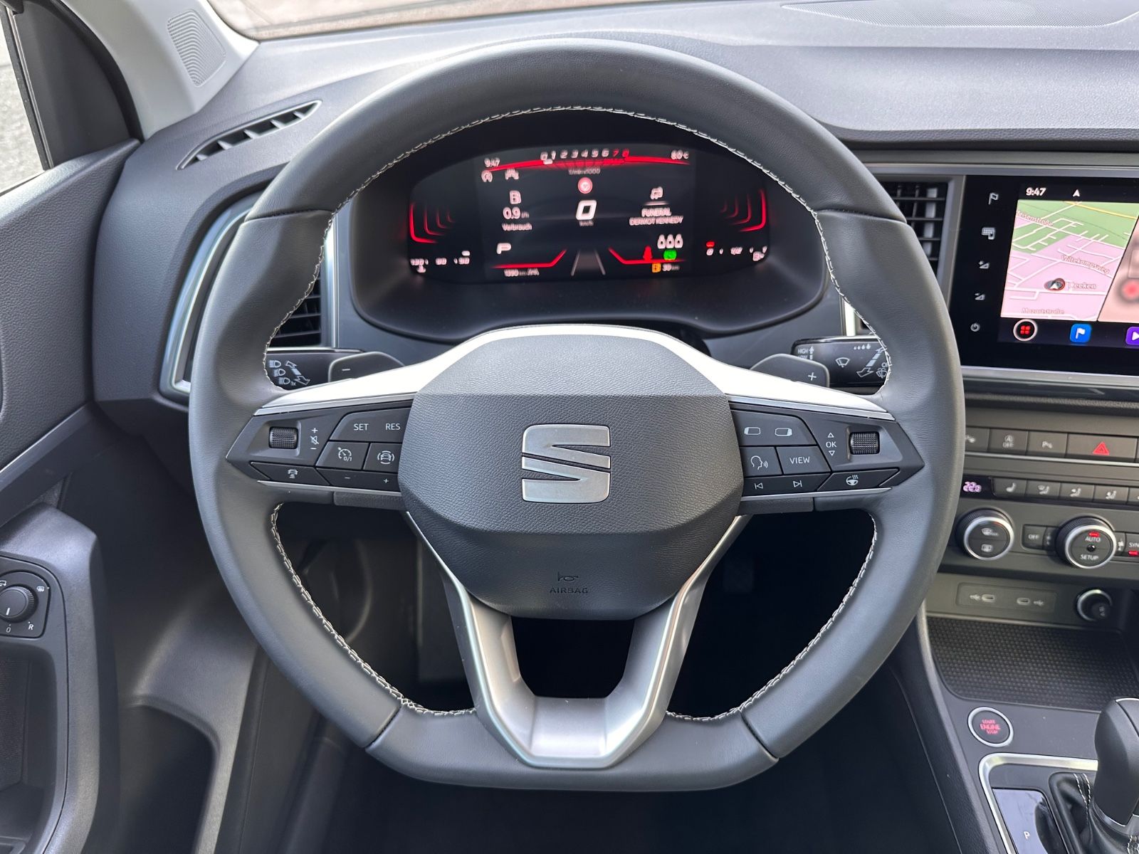 Fahrzeugabbildung SEAT Ateca 1.5 TSI Style DSG AHK/Navi/ACC/LED/SHZ/APP