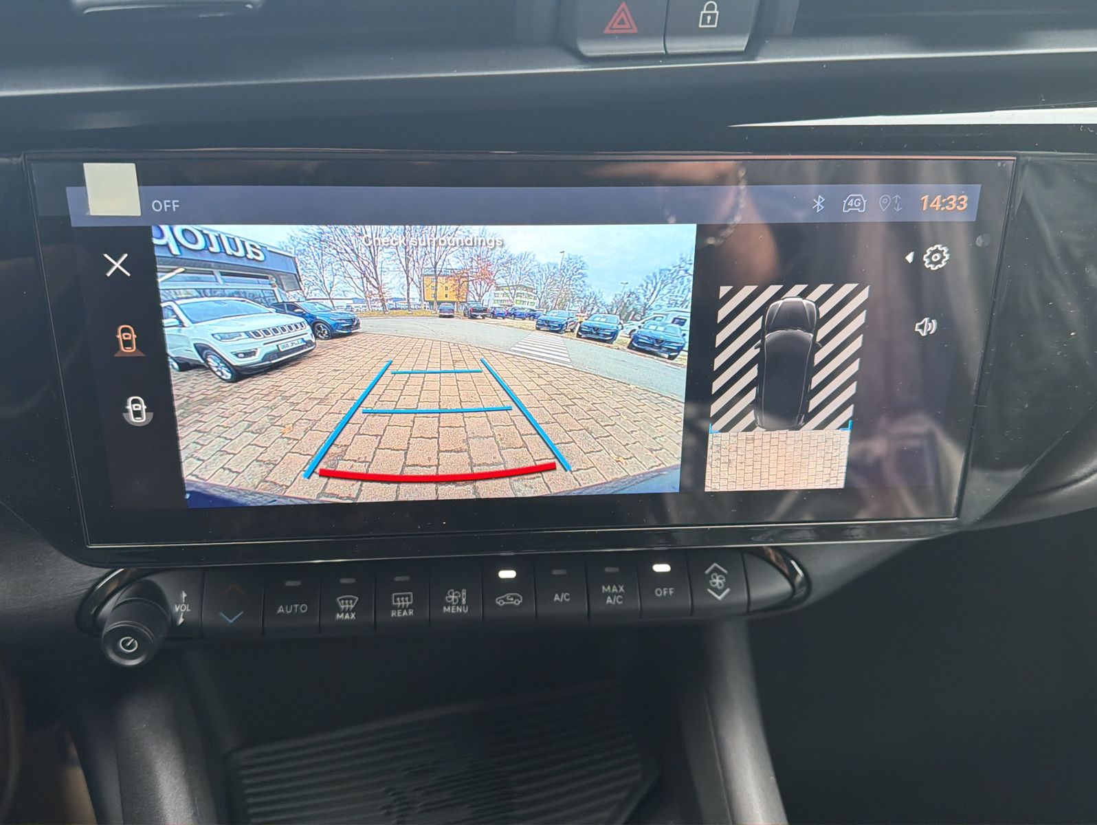 Fahrzeugabbildung Alfa Romeo Junior Ibrida 1.2 VGT 48V-Hybrid 100 kW Speciale