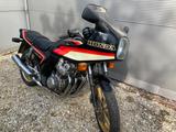 Honda CB750 F2 - HONDA 1982 CB750