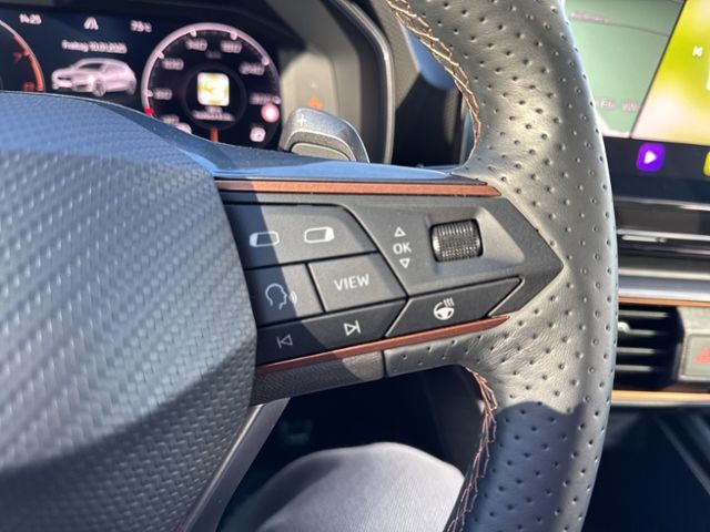 Leon VZ 2.0 TSI DSG PANO 19"VISION PLUS KAMERA A