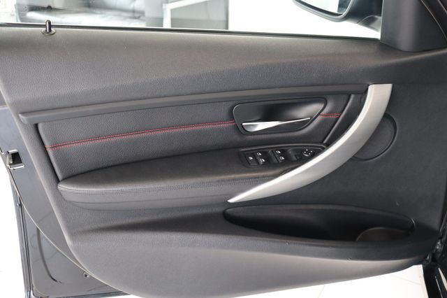 Fahrzeugabbildung BMW 328 i Touring Sortline|SPORT|LED|1HAND|LEDER|PDC