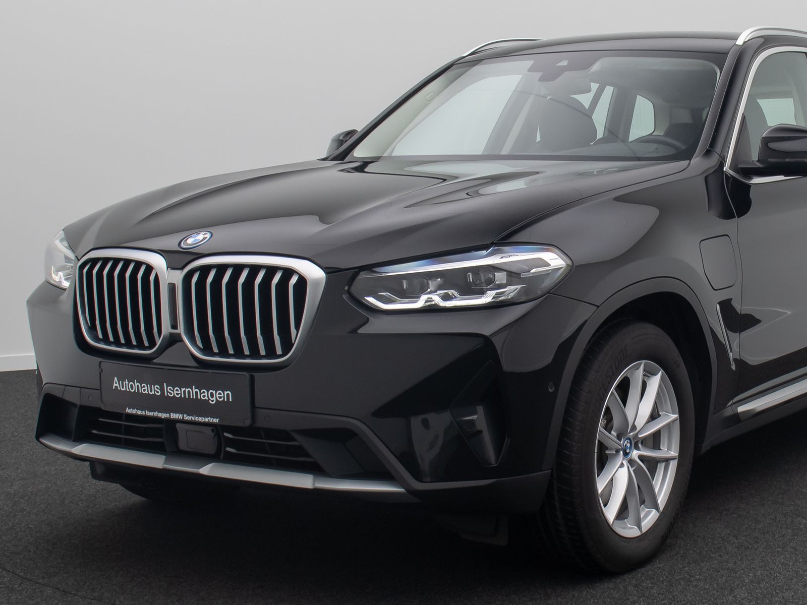 Fahrzeugabbildung BMW X3 xD30e Sport HUD DAB Kamera AHK Alarm 18Zoll