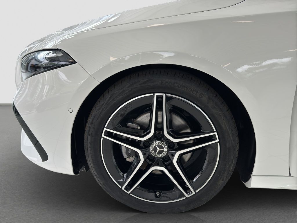 Fahrzeugabbildung Mercedes-Benz A 200 d AMG*NIGHT*LED*SpurH*AUT*Kam.*PDC*ParkAss