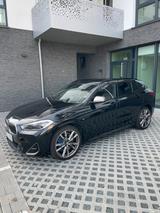 BMW X2. 135i. Premium Selektion Garantierte - BMW 1er Reihe mit Benzin-Antrieb: Geländewagen