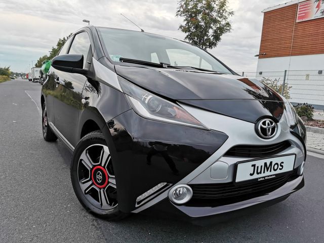 Toyota Aygo AYGO x-clusiv. Top Zustand.