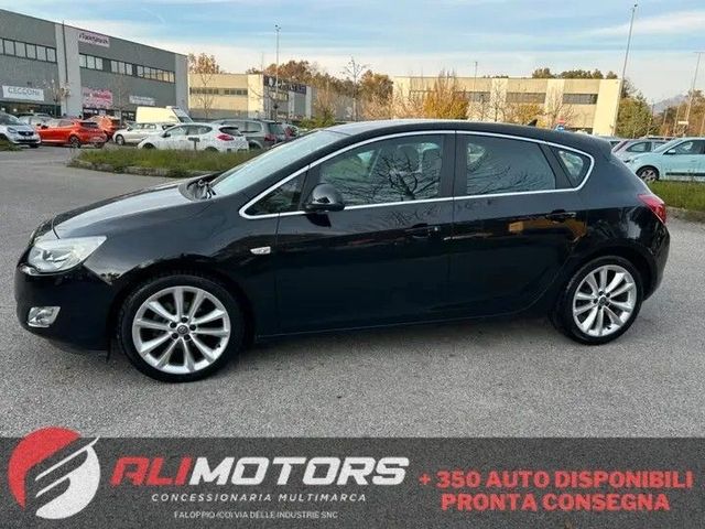 Opel Astra 1.6 115CV 5 porte Elective