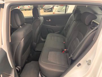 KIA Sportage - 8