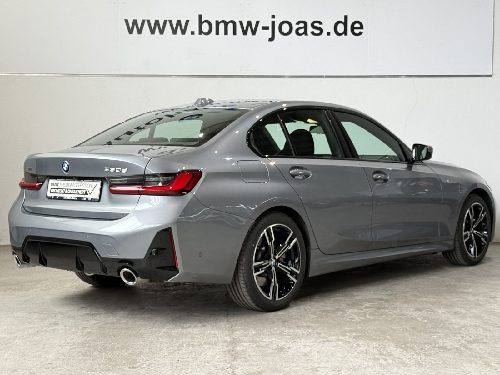 Fahrzeugabbildung BMW 330d xDrive |M Sportpaket |AHK |Driving Assistan