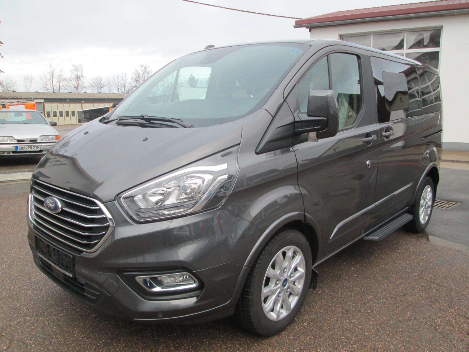 Ford Tourneo Custom Titanium    TOP
