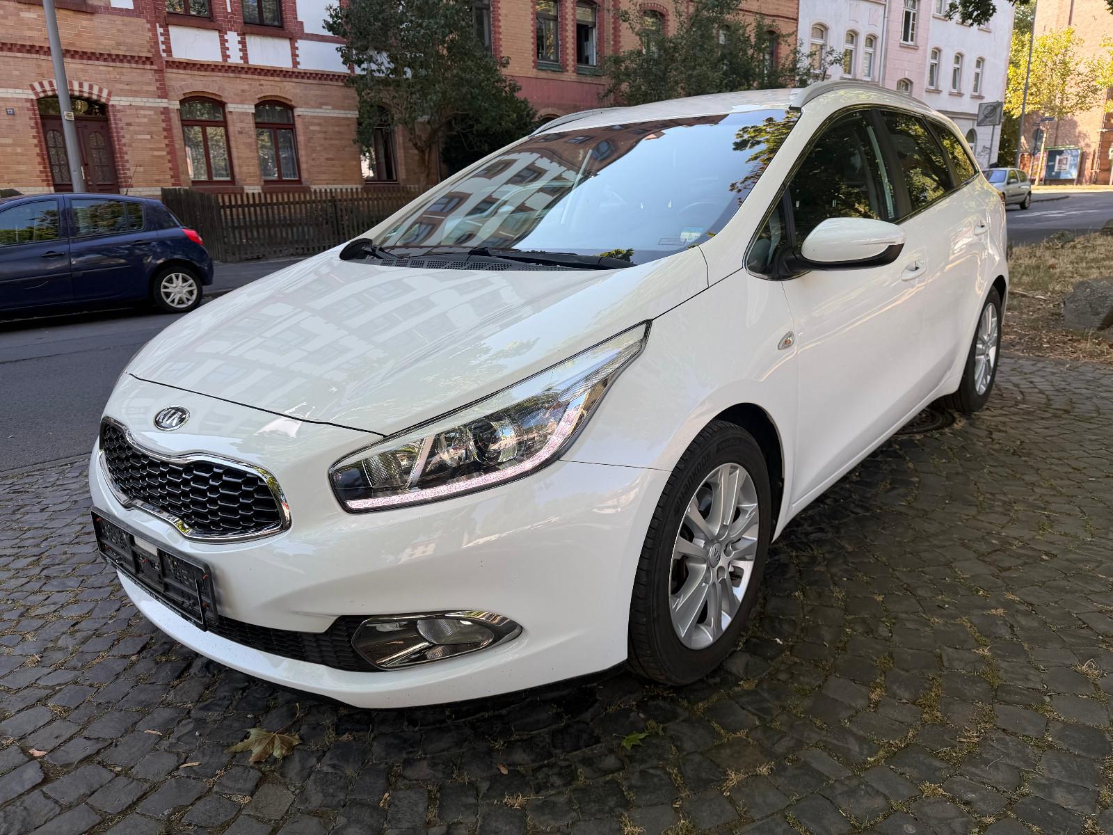 Kia ANDERE Ceed Sportswagon Dream Team Dynamics