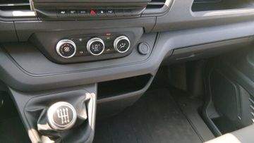 Renault Trafic - 9