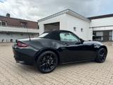 Mazda MX-5 2.0 SKYACTIV-G 184 Signature - Mazda MX-5: Schwarz