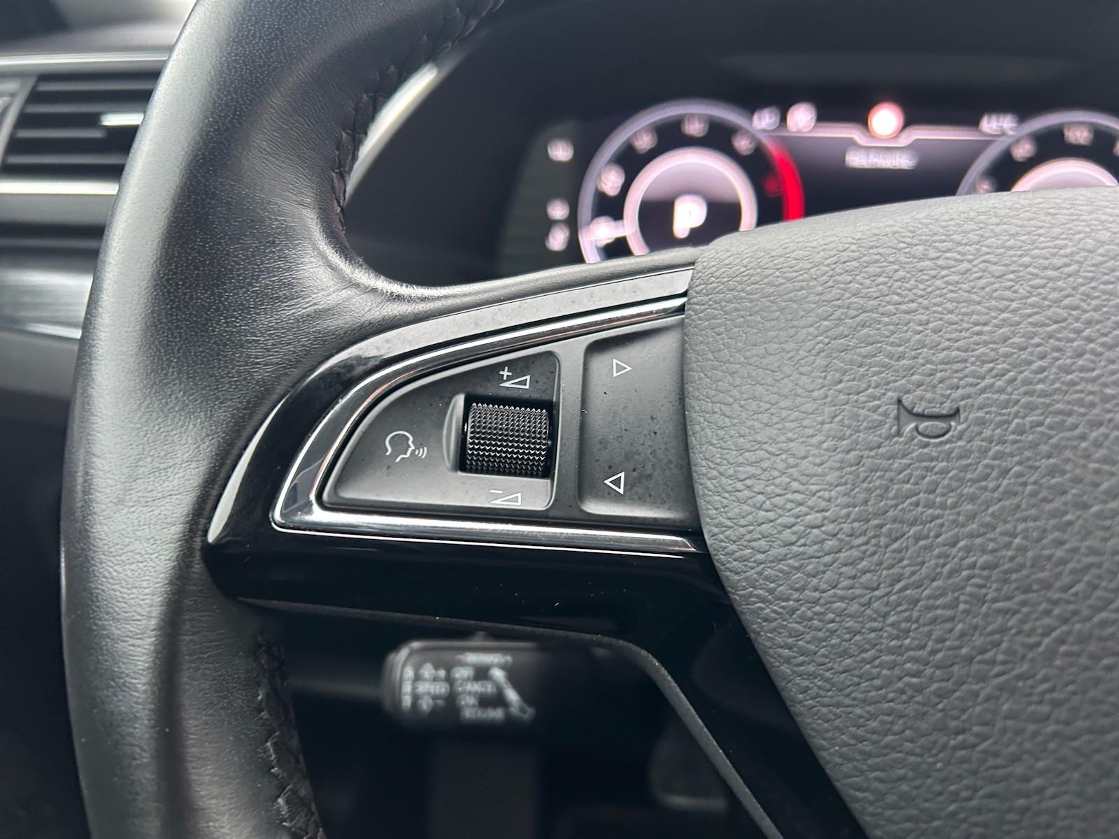 Skoda Superb Style Automatik dig.Cockpit*AHK*Leder*PDC, миниатюра 16