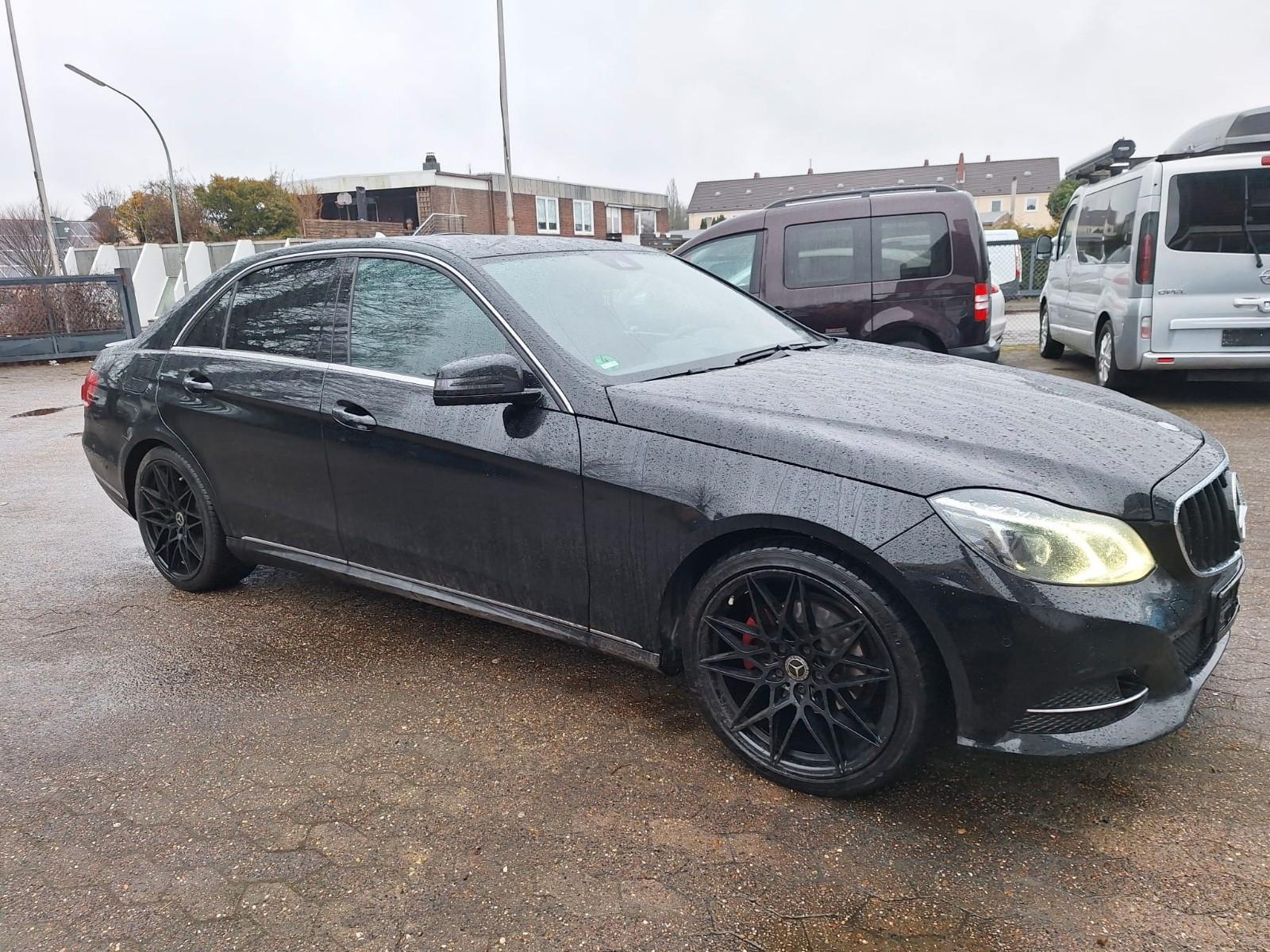 Mercedes-Benz E 220 E Limousine E 220 BlueTec