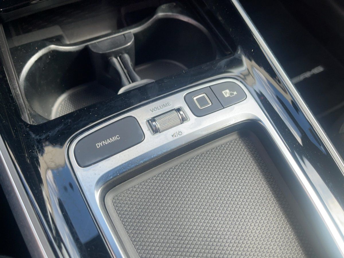 Fahrzeugabbildung Mercedes-Benz GLB 220 d 4M AMG/Night/Kamera/AHK