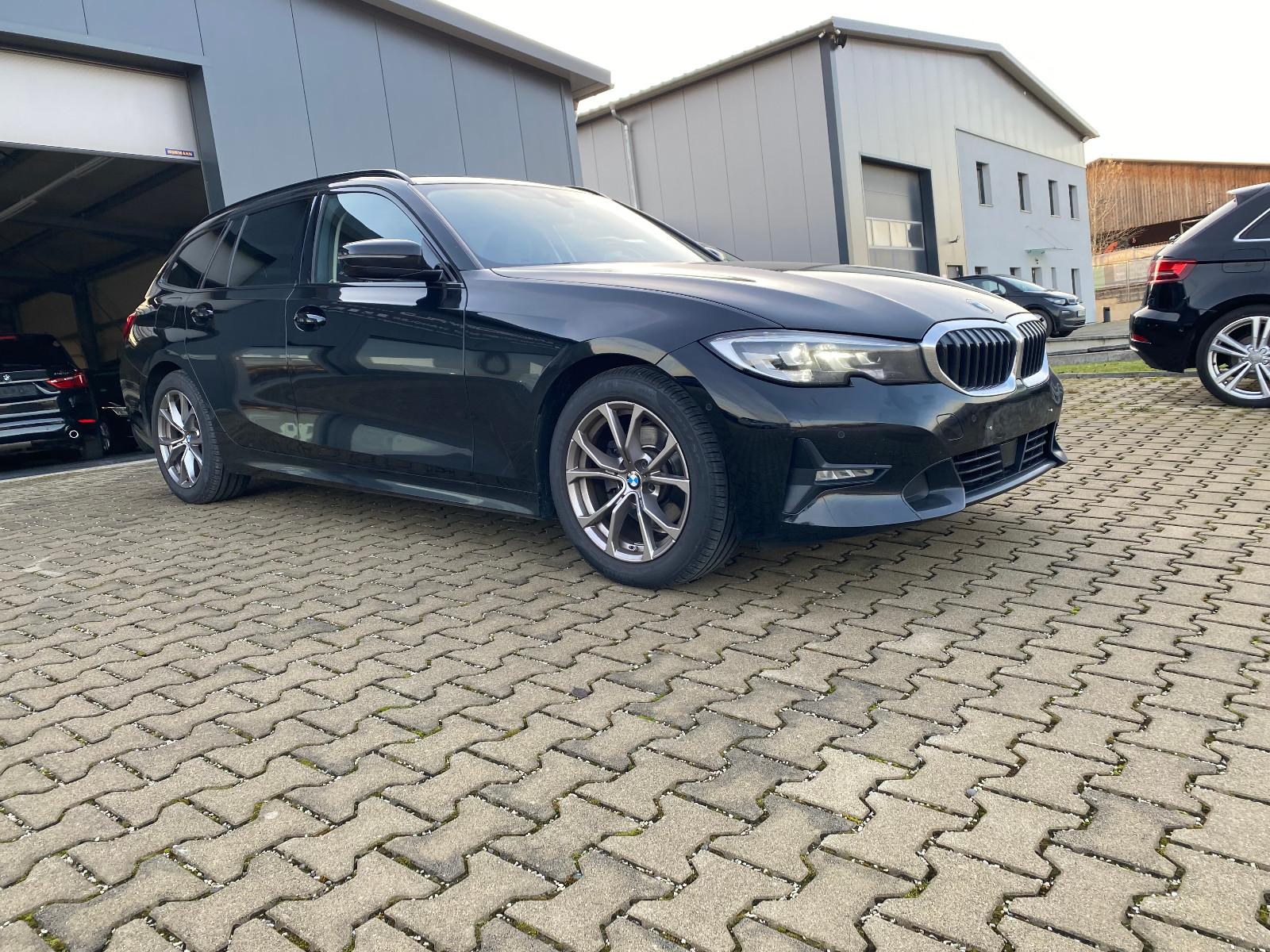BMW320 d Sport Line AHK/SPORT-SZ/KAMERA